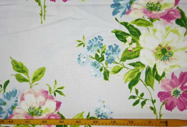 Dekostoff sommerliche Blumen  Kräuter