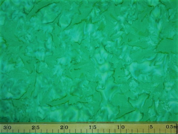 Patchworkstoff grün in batikoptik 110cm breit